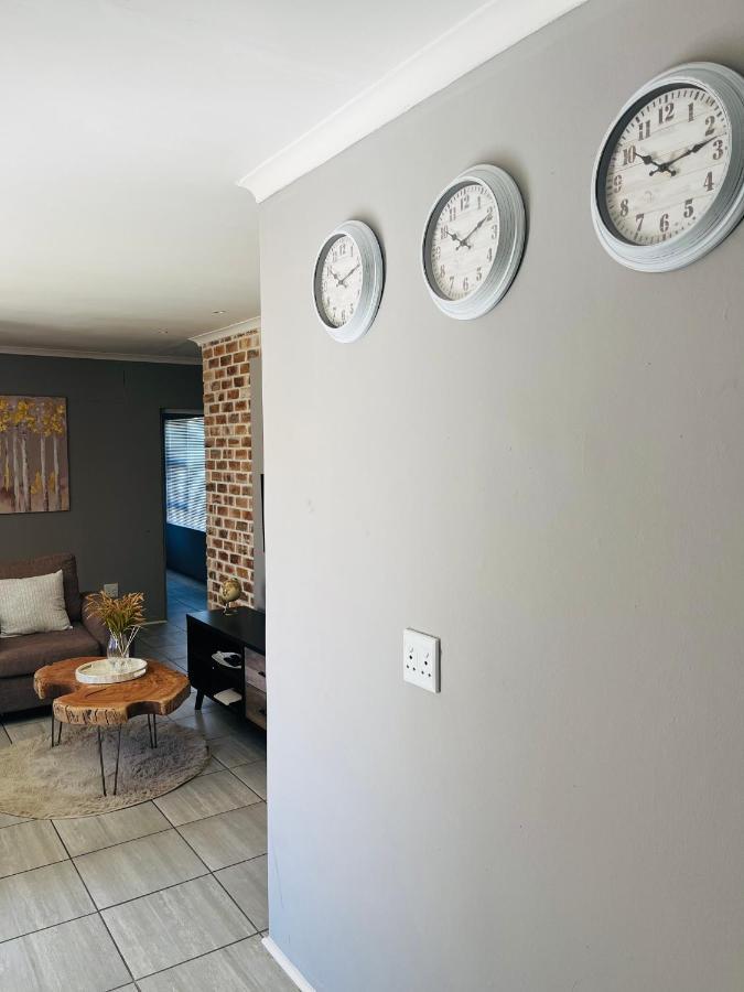 Apartament Otis Self Catering Walvis Bay Zewnętrze zdjęcie