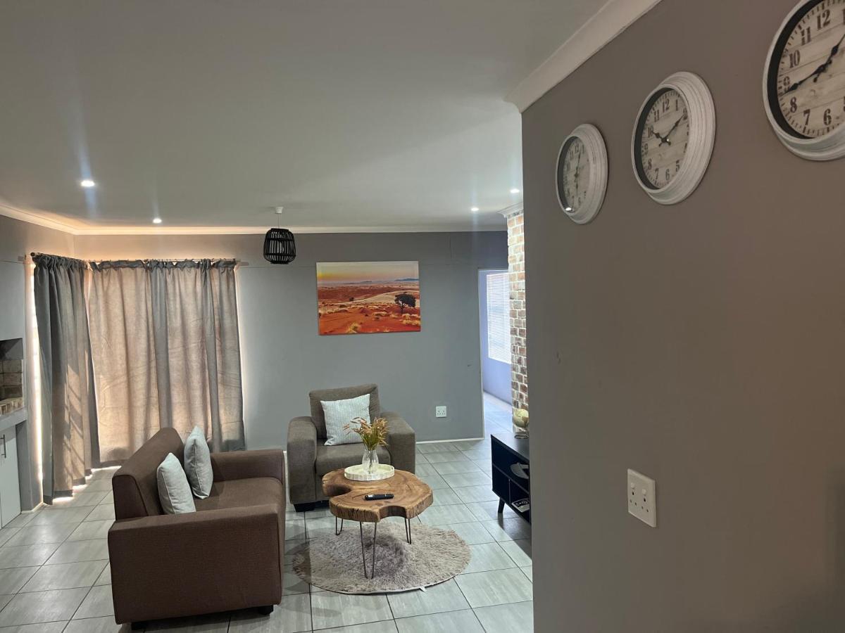 Apartament Otis Self Catering Walvis Bay Zewnętrze zdjęcie